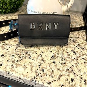 DKNY belted wallet!